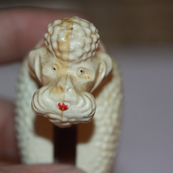 Vintage POODLE Nodder Toy Plastic Bobble head White Germany - Picture 2 of 5